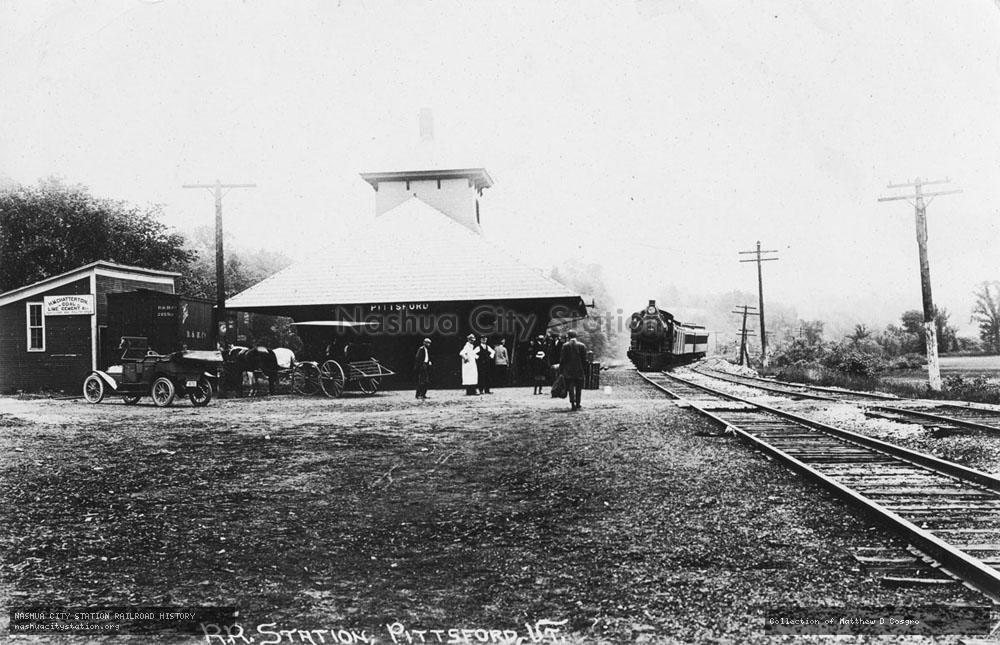 Postcard: Railroad Station, Pittsford, Vermont